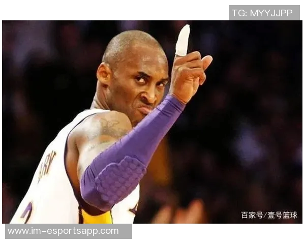 科林斯盛赞球队天赋满满拥有冠军与MVP的辉煌成就