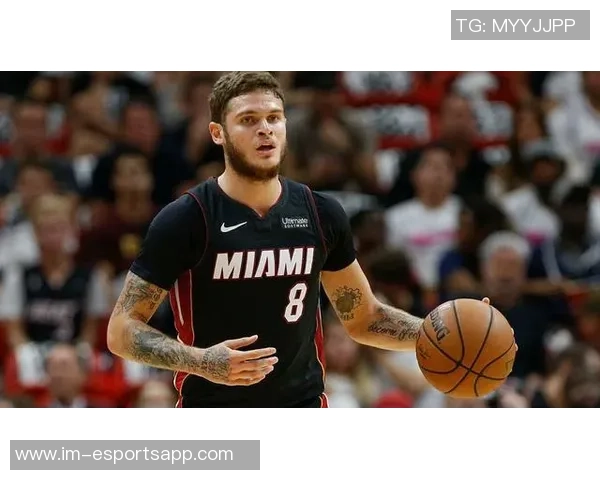 弗拉格近期表现惊艳场均257分59板助攻率高达545 弗拉格近期表现惊艳场均257分59板助攻率高达545