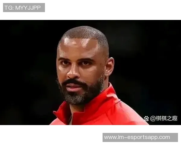 应对KD包夹策略乌度卡强调提升无球移动避免停滞不前